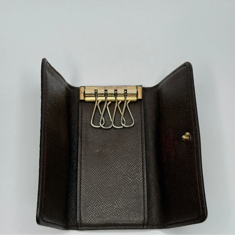 Vintage Louis Vuitton Damier Brown Ebene 4 Key Holder/Wallet, Unisex